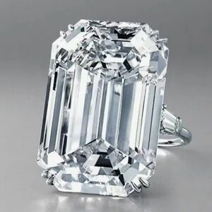 🔹NEW Sparkling Classic CZ 5 Carat Emerald-Cut Cocktail Ring 🔹